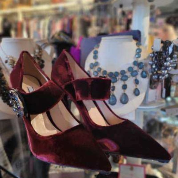 PRADA VELVET MARY JANE BROOCH PUMP SHOE SZ 8 - Picture 3 of 10